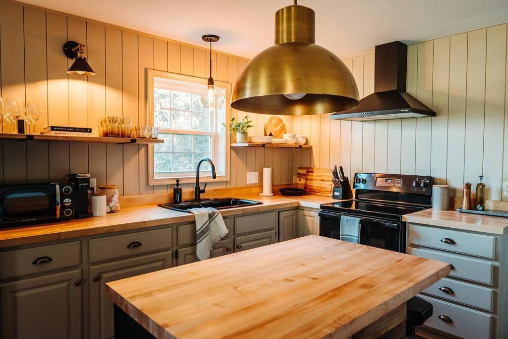Creekside Cottage Madison Exterior foto